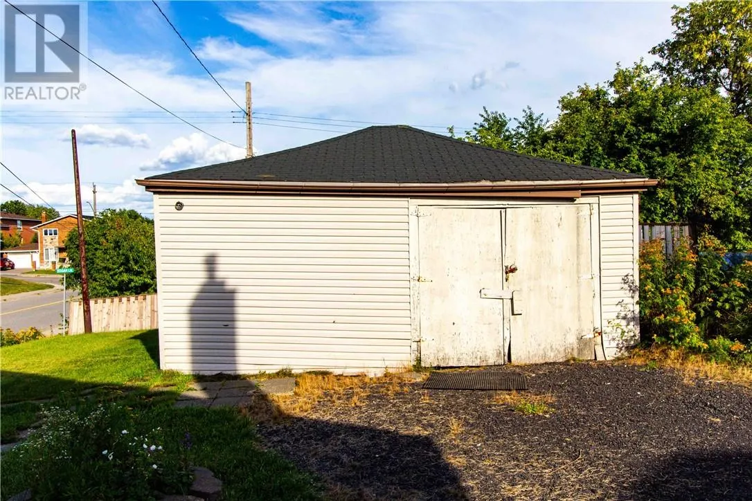 246 Albinson Street