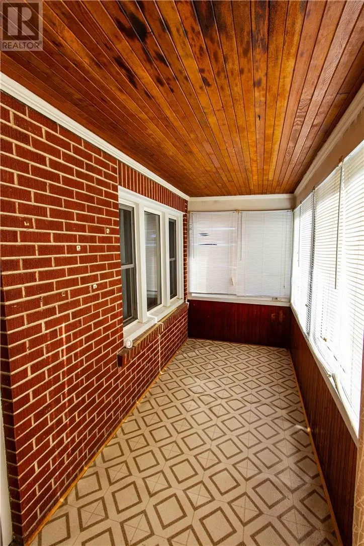 246 Albinson Street