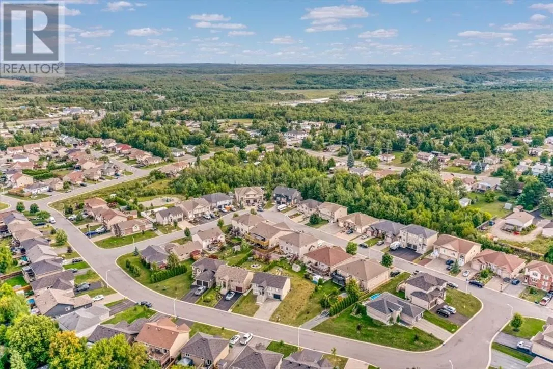 105 Eclipse Crescent