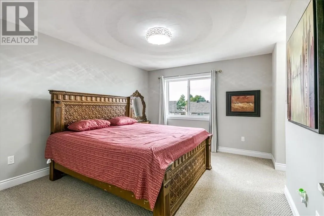 105 Eclipse Crescent