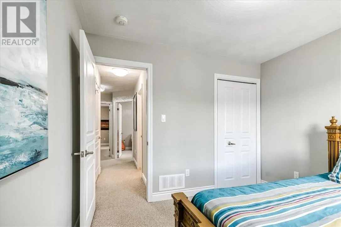 105 Eclipse Crescent