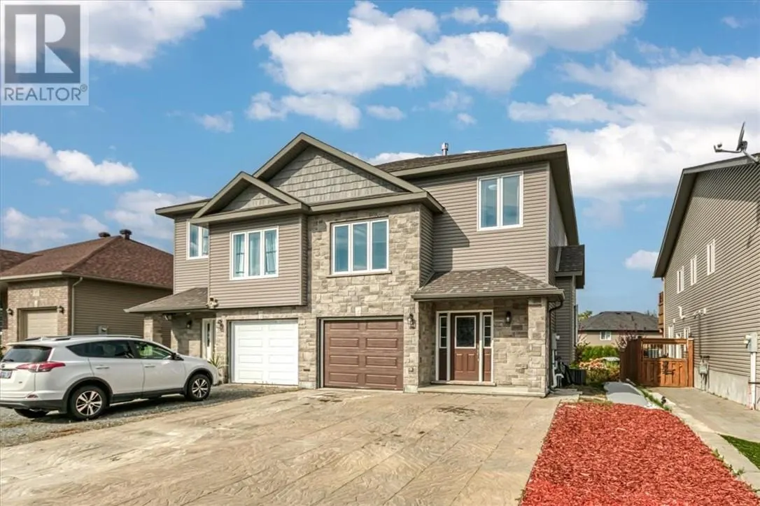 105 Eclipse Crescent