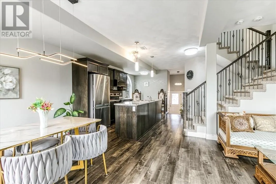 105 Eclipse Crescent