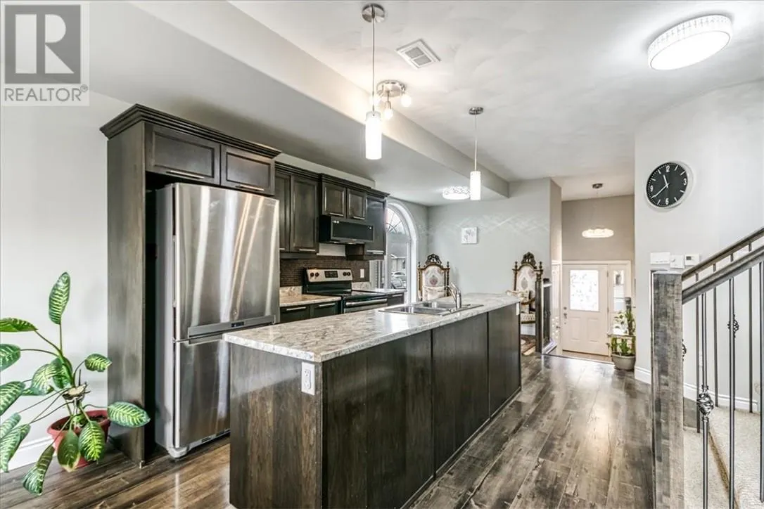 105 Eclipse Crescent