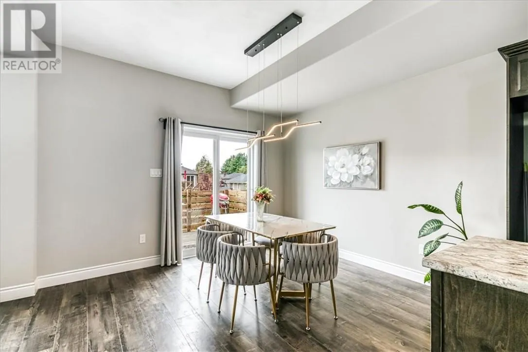 105 Eclipse Crescent