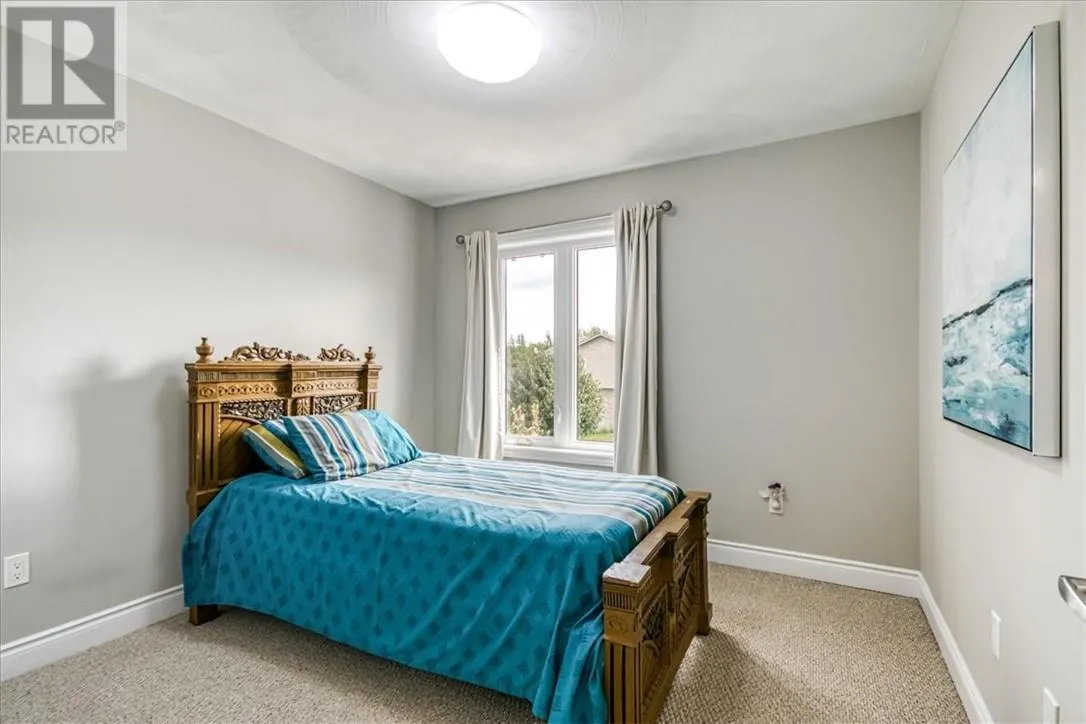 105 Eclipse Crescent