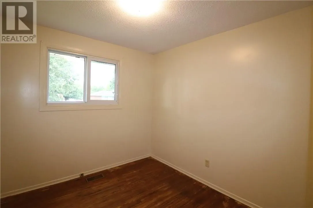 1412 Lillian Boulevard