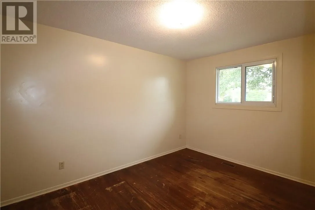1412 Lillian Boulevard