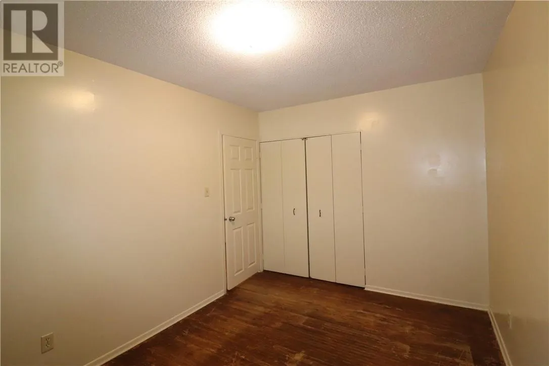 1412 Lillian Boulevard