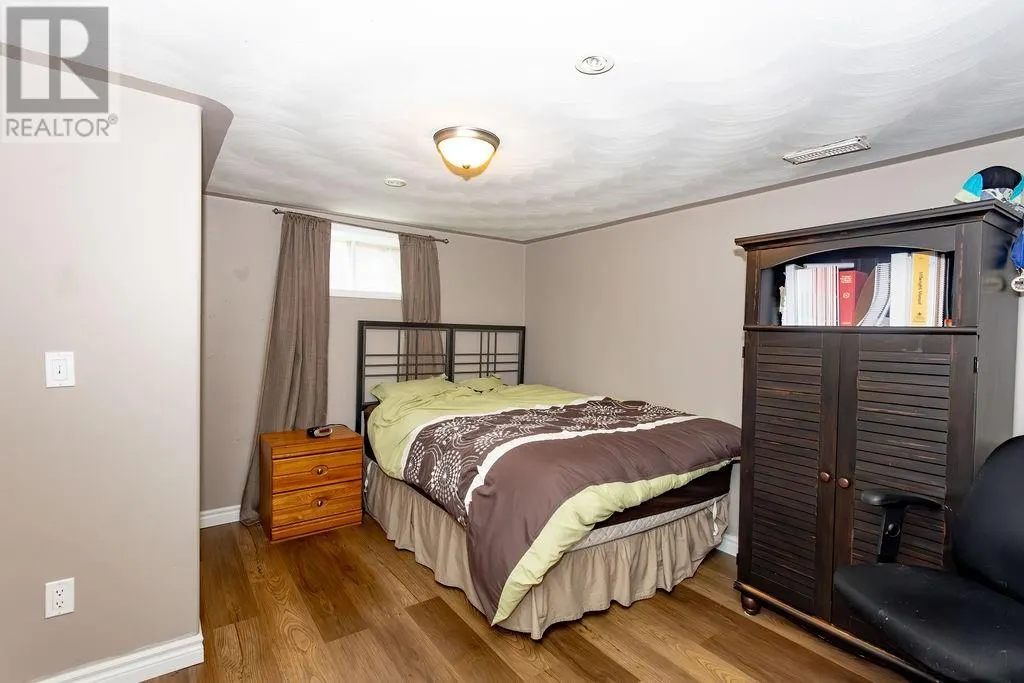 412 Francis