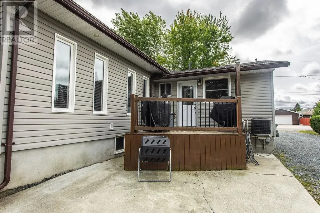 412 Francis