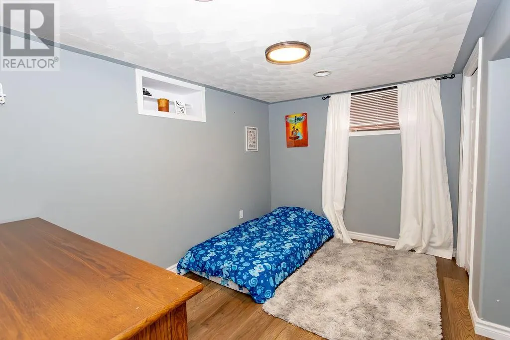 412 Francis
