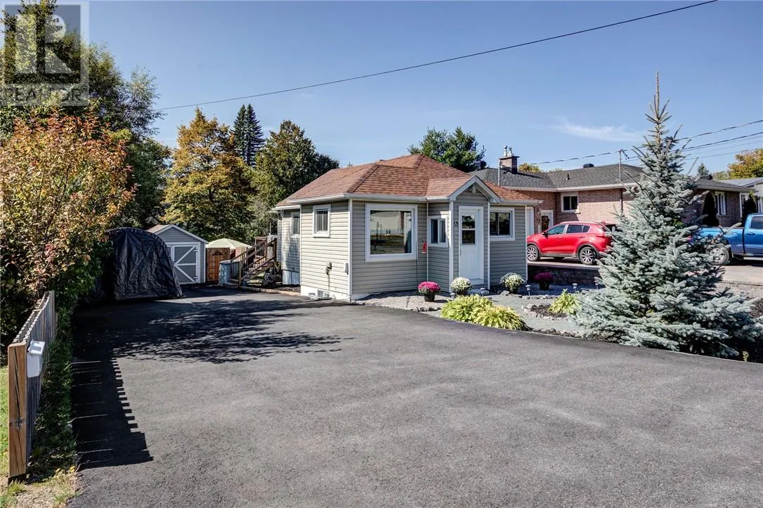 13 Picard Street