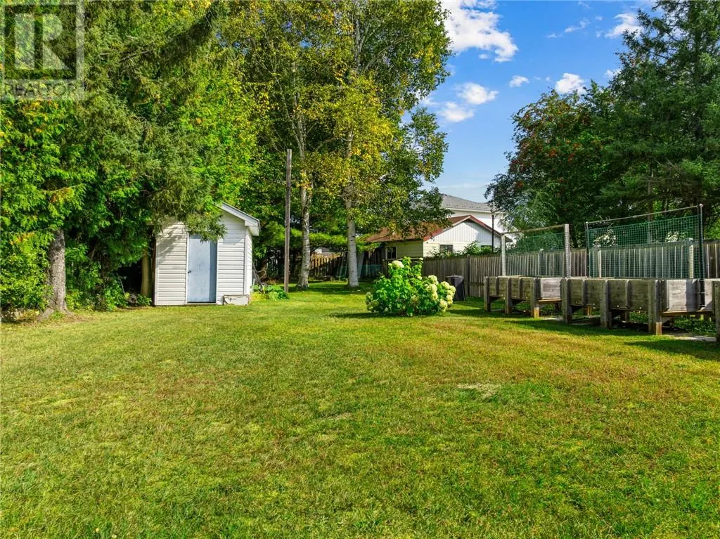 1116 JEANNE D'ARC Street