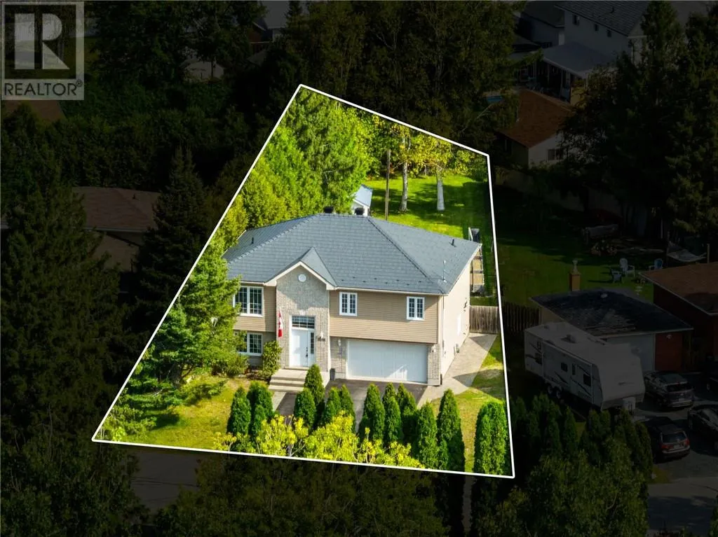 1116 JEANNE D'ARC Street