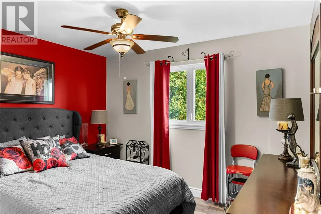 1116 JEANNE D'ARC Street