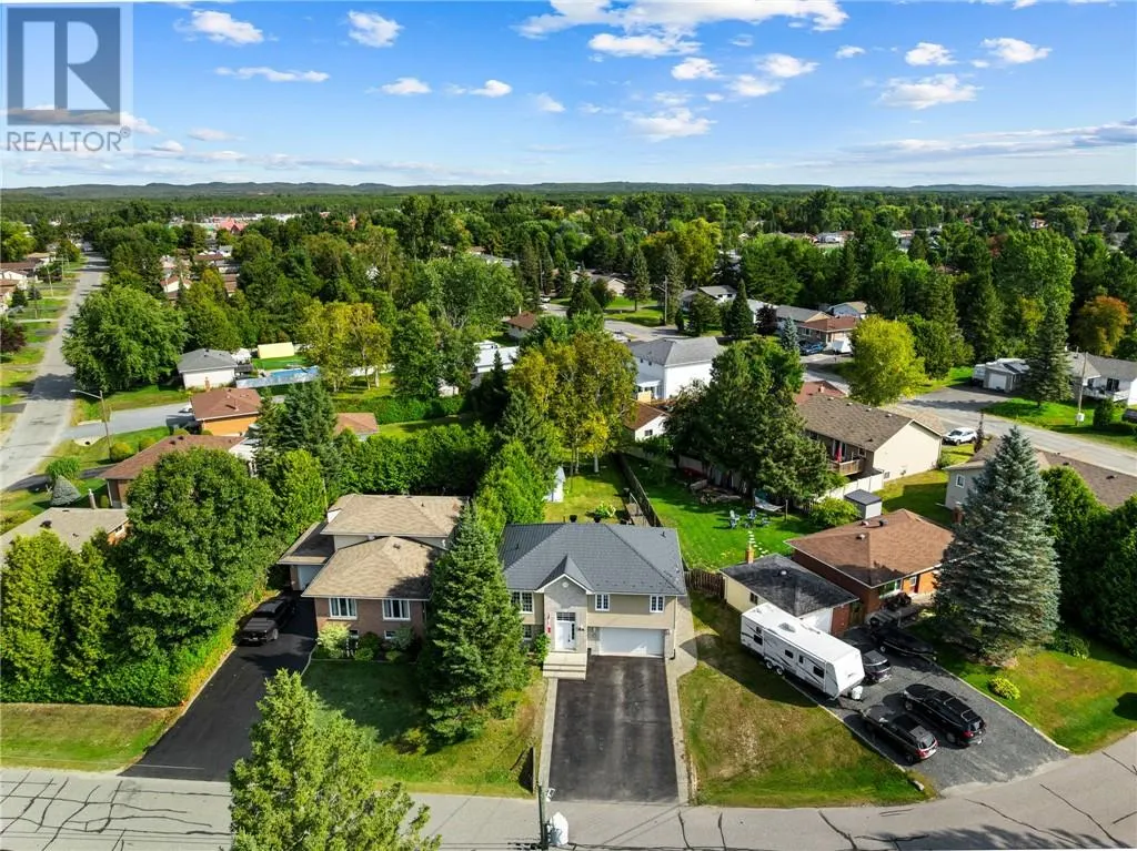 1116 JEANNE D'ARC Street