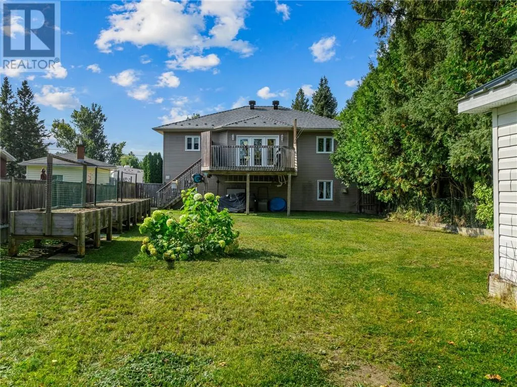 1116 JEANNE D'ARC Street