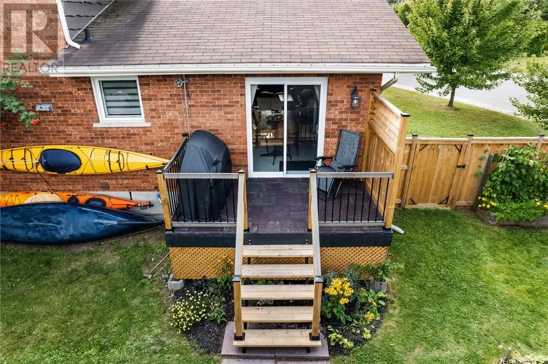 95 Manchester Crescent