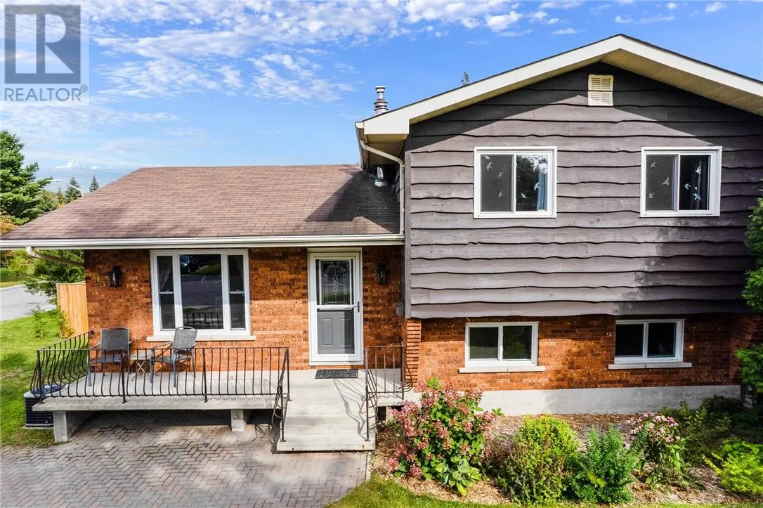 95 Manchester Crescent
