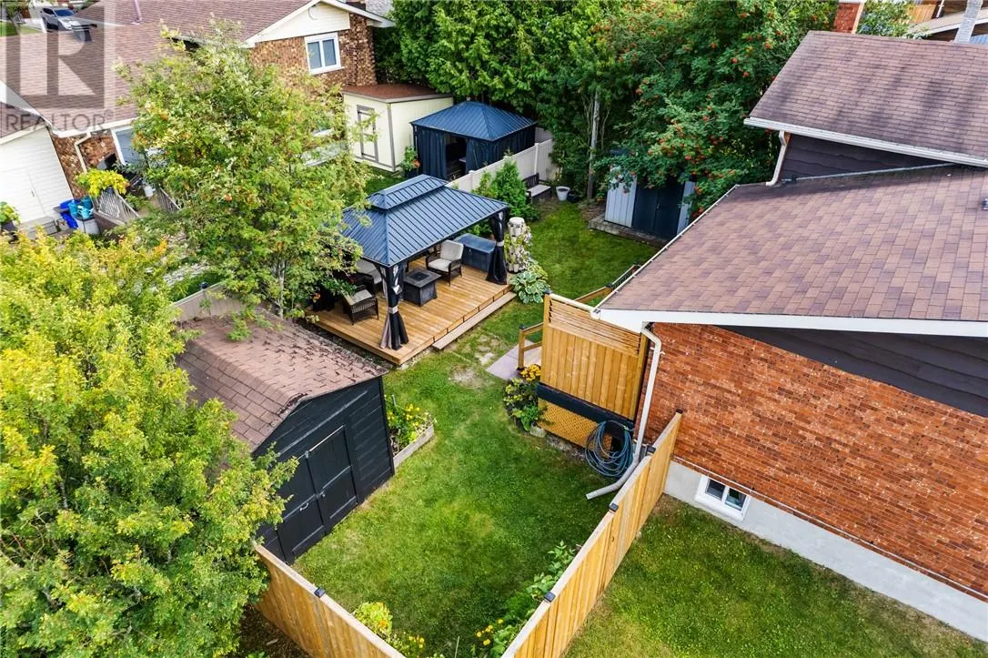 95 Manchester Crescent
