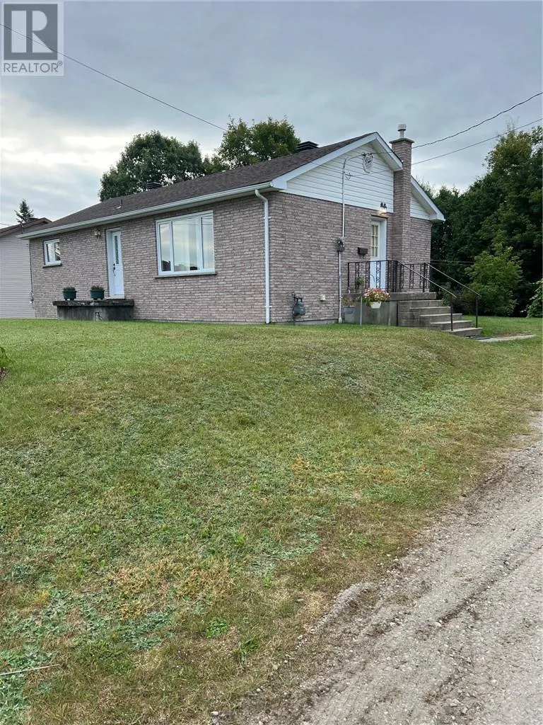 187 Brookside Road