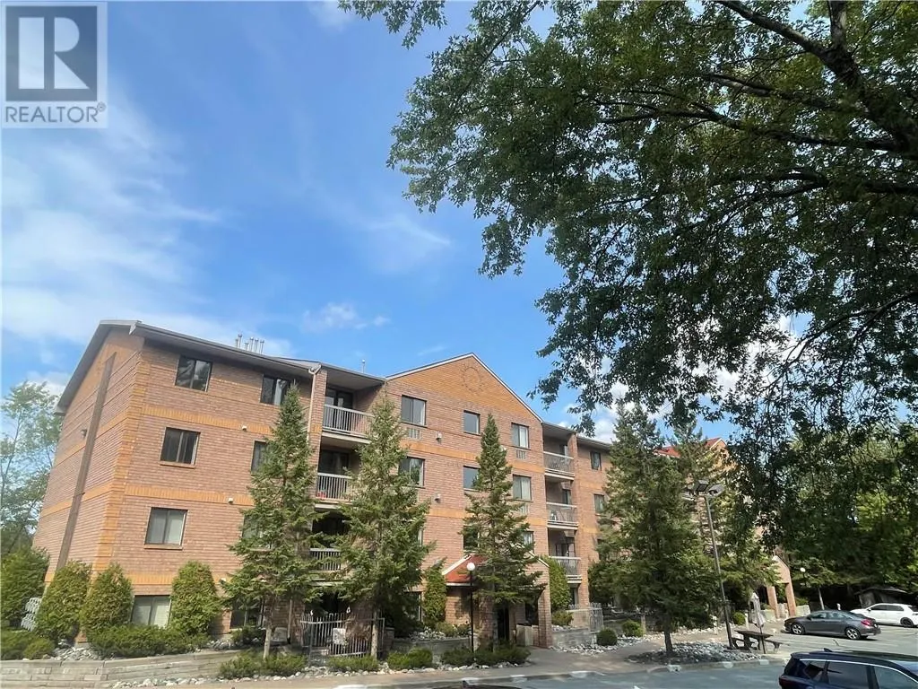414 Westmount Avenue Unit# E15