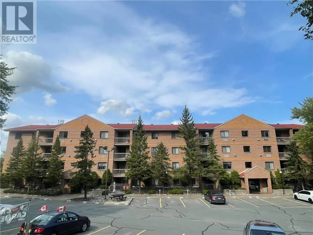 414 Westmount Avenue Unit# E15