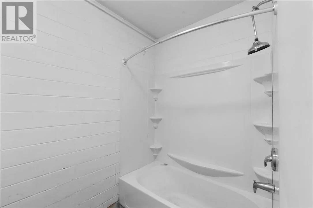 213 D'Youville
