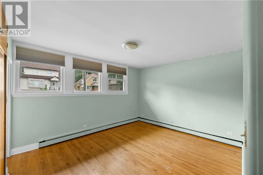 213 D'Youville