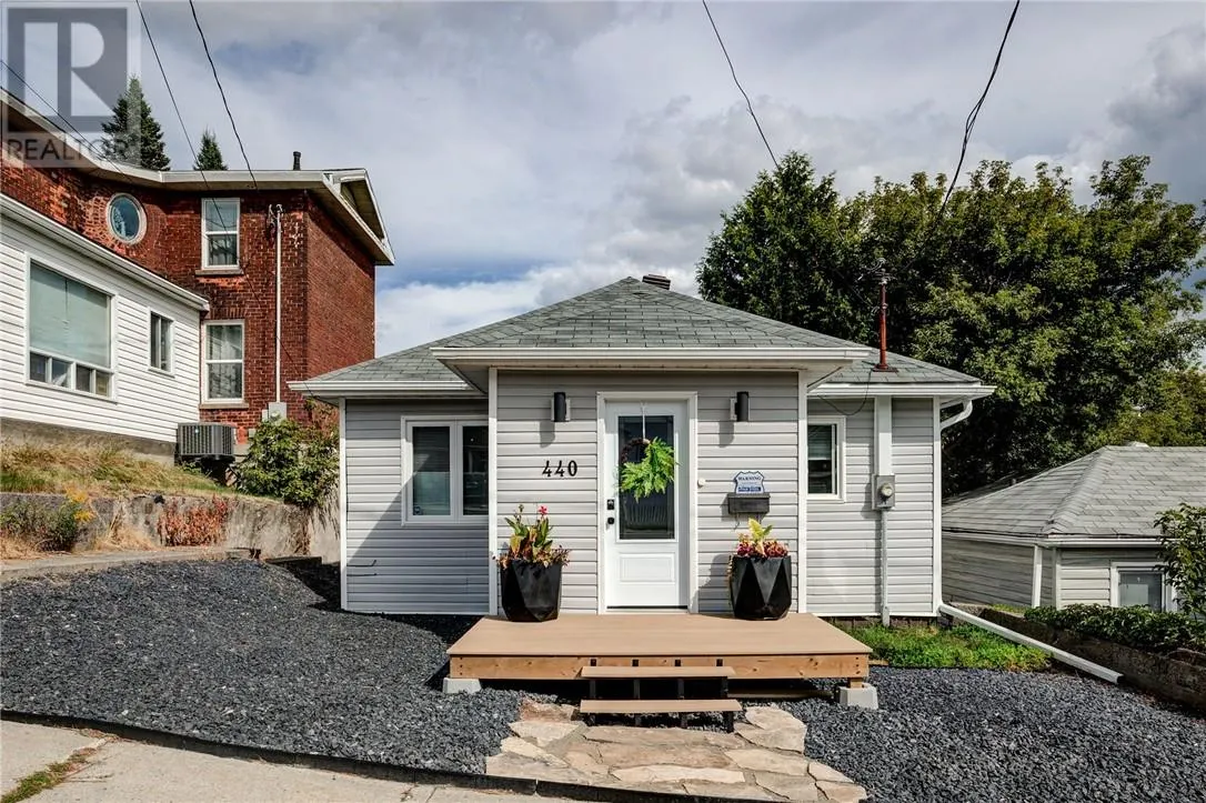 440 Eva Avenue