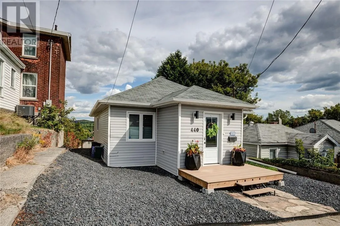 440 Eva Avenue