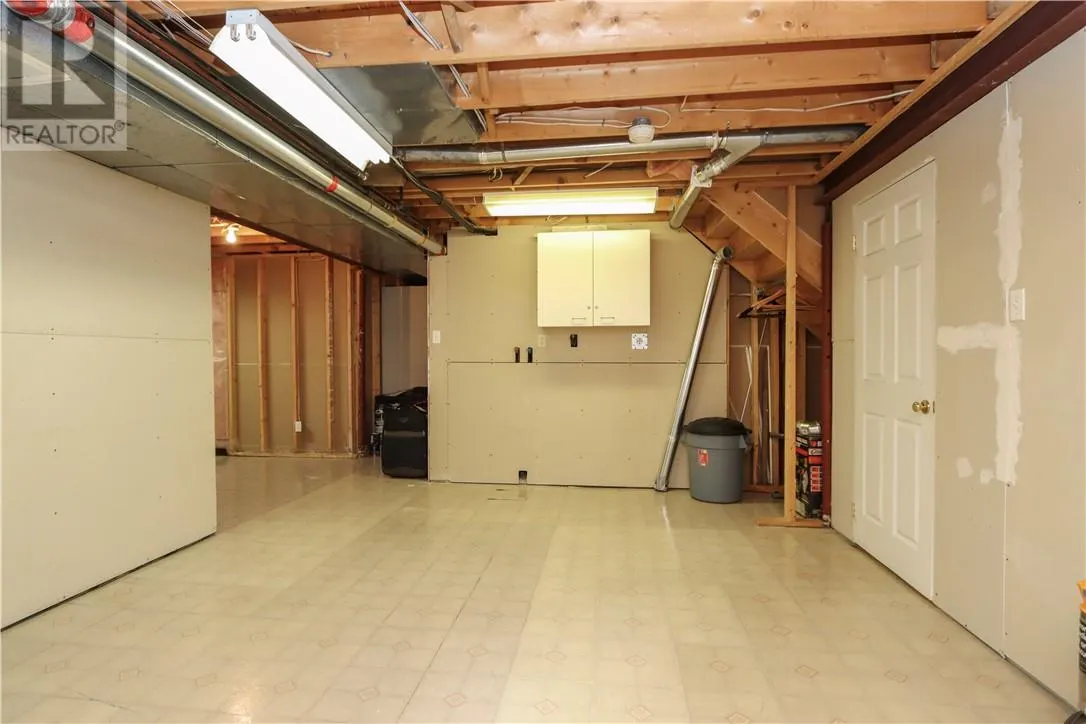 18 Saturn Court