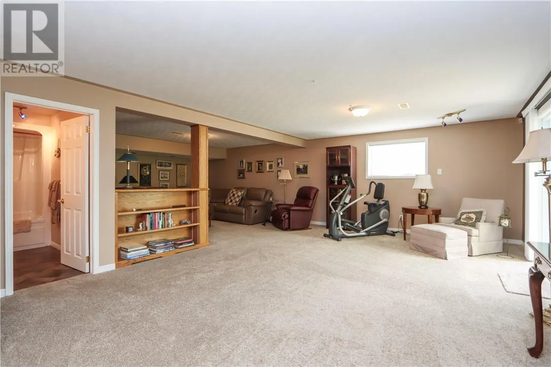 18 Saturn Court