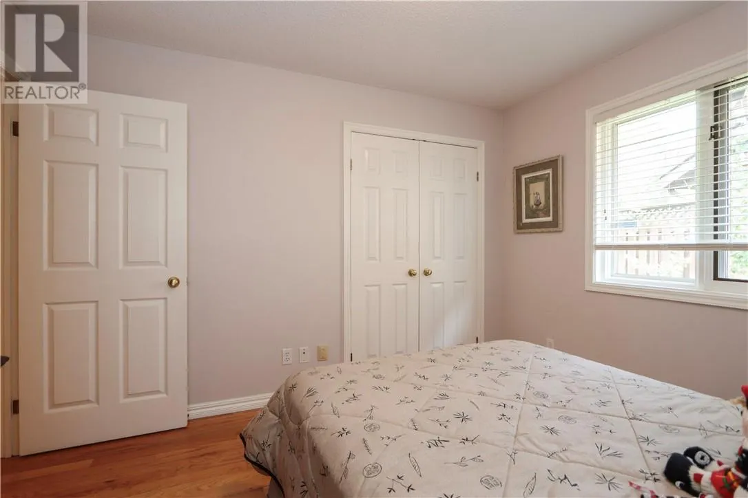 18 Saturn Court