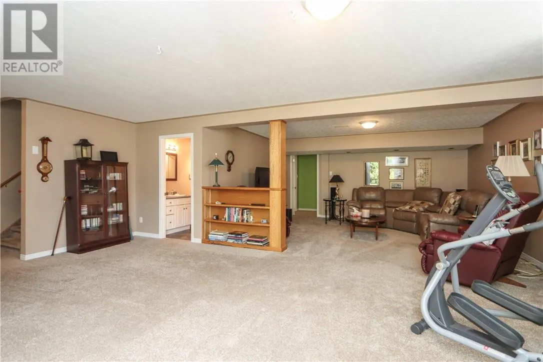 18 Saturn Court