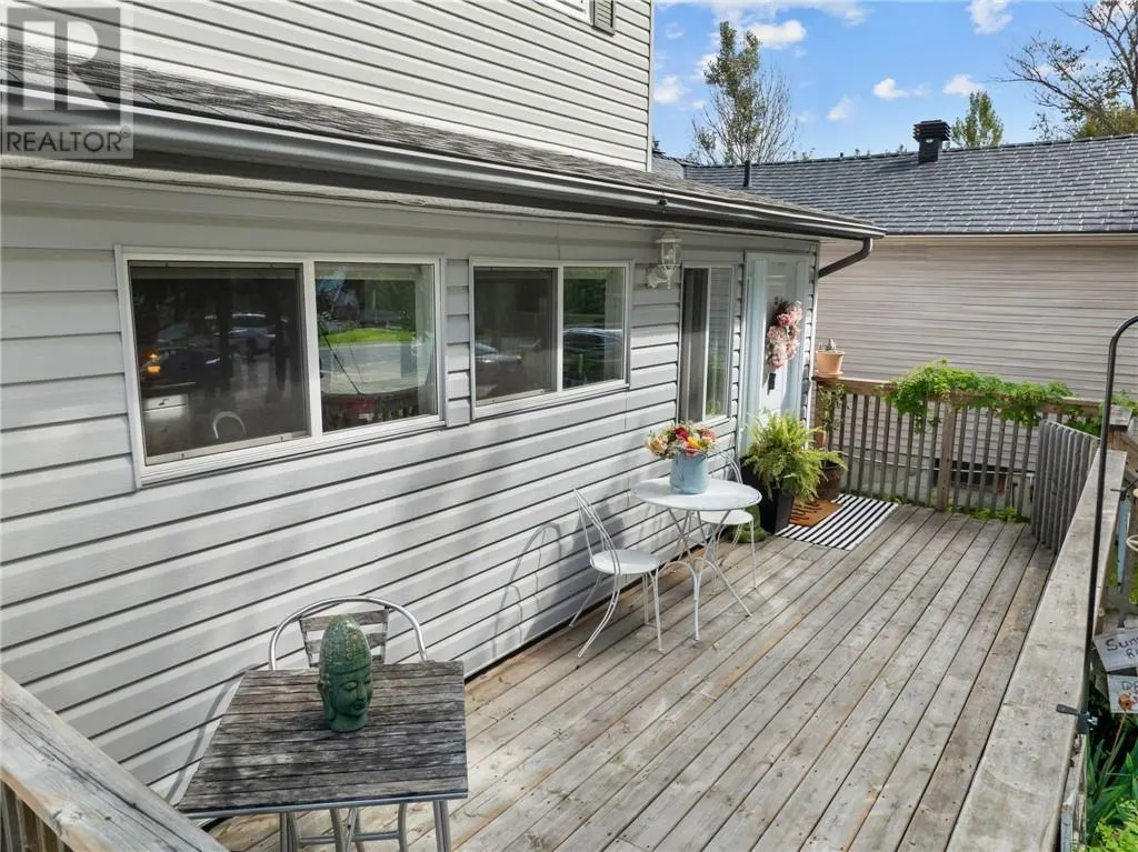 132 Dufferin Street