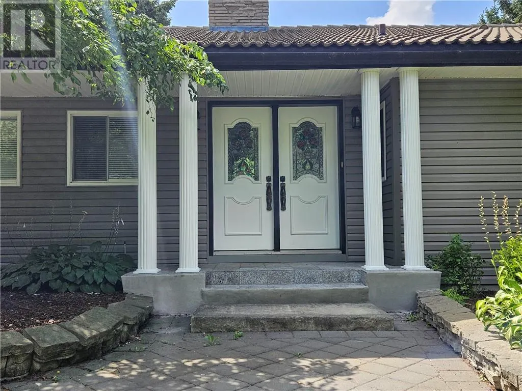 647 Kirkwood