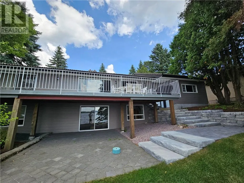 647 Kirkwood