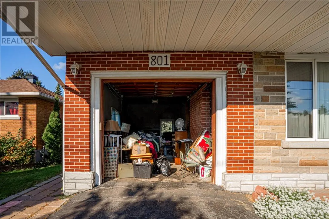801 William Avenue