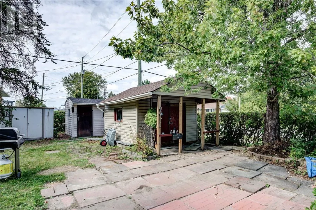 829 Attlee Avenue