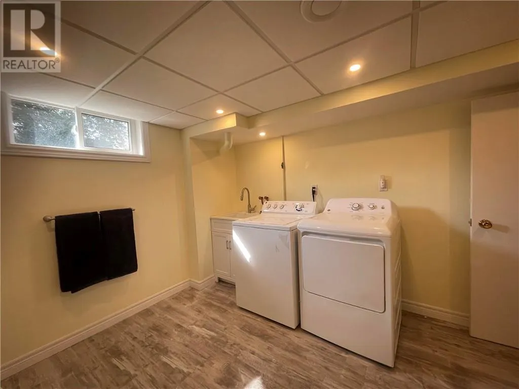 23 Kipling Court