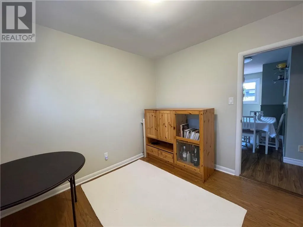 23 Kipling Court