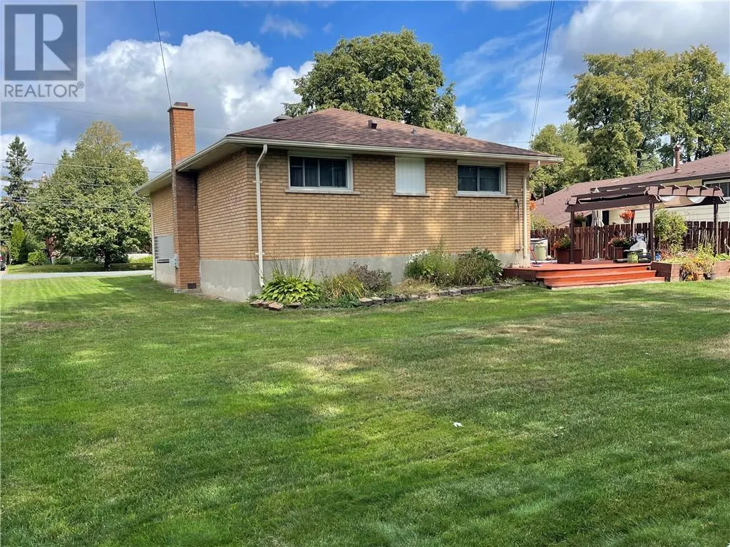 23 Kipling Court