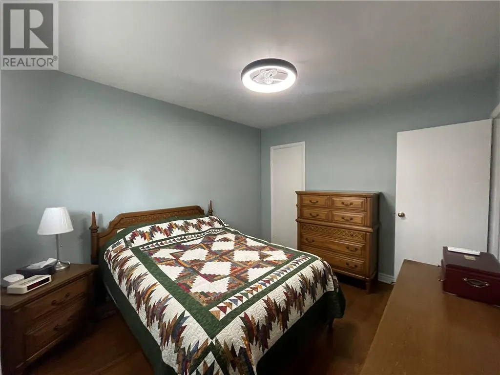 23 Kipling Court