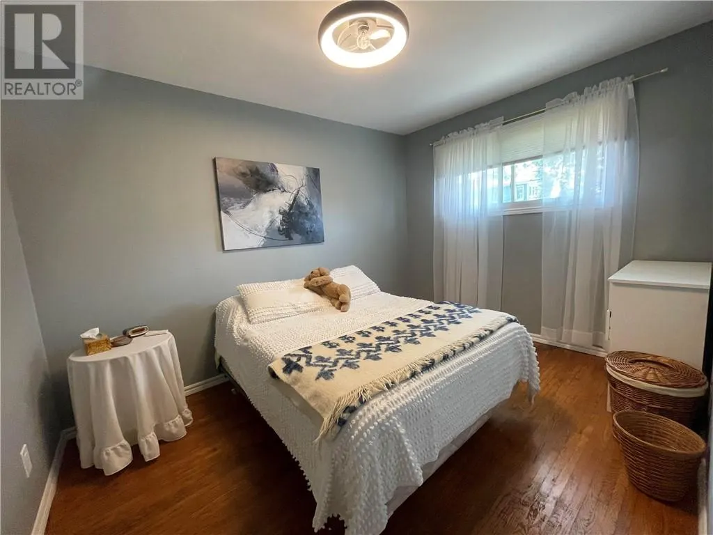 23 Kipling Court