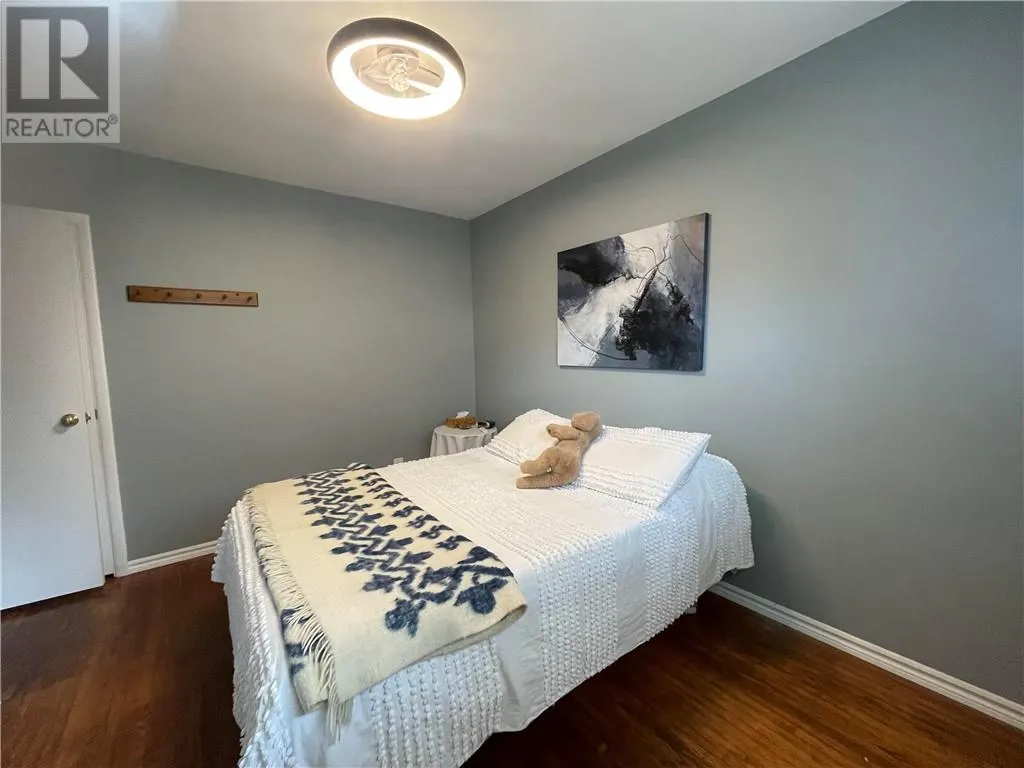 23 Kipling Court