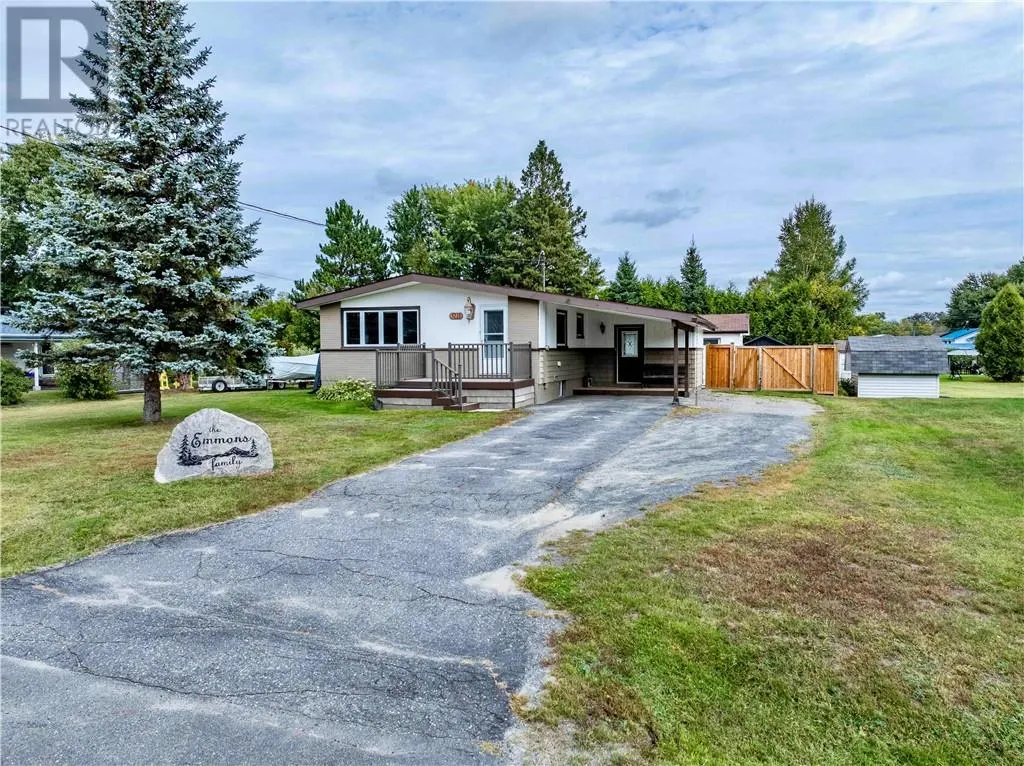 3218 Glendale
