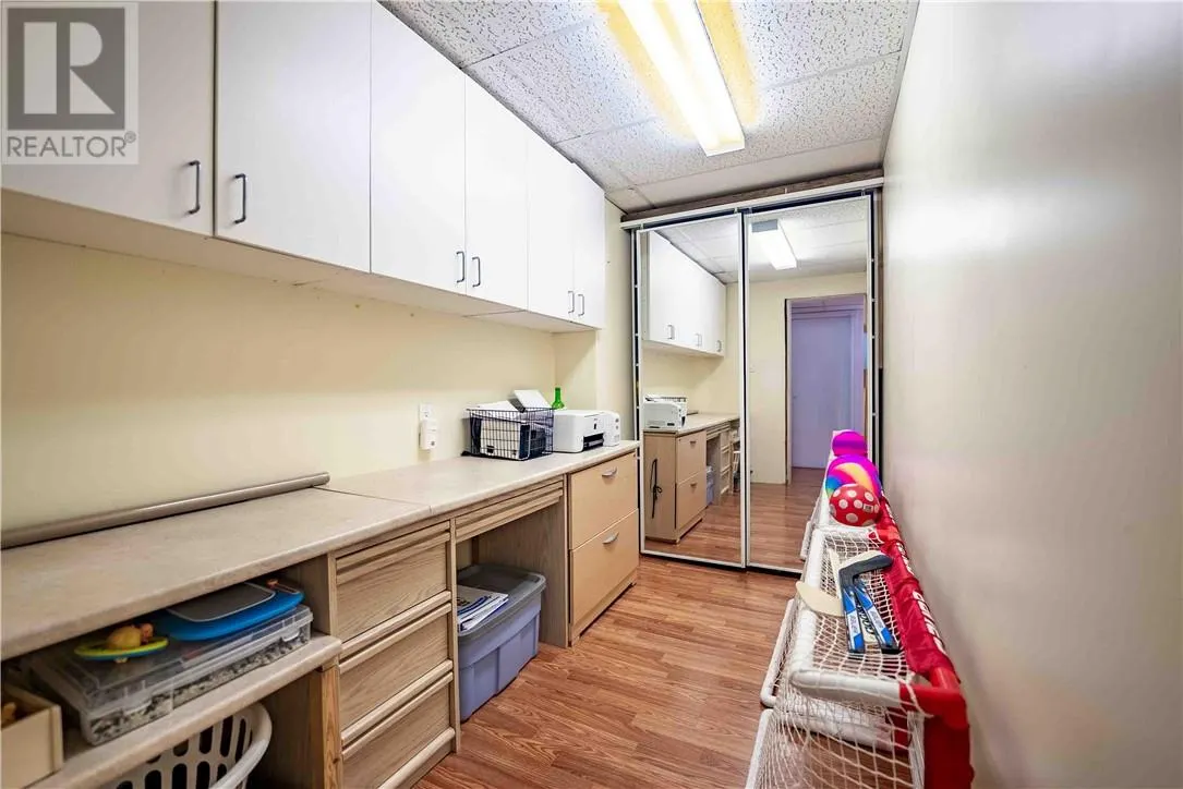 3218 Glendale
