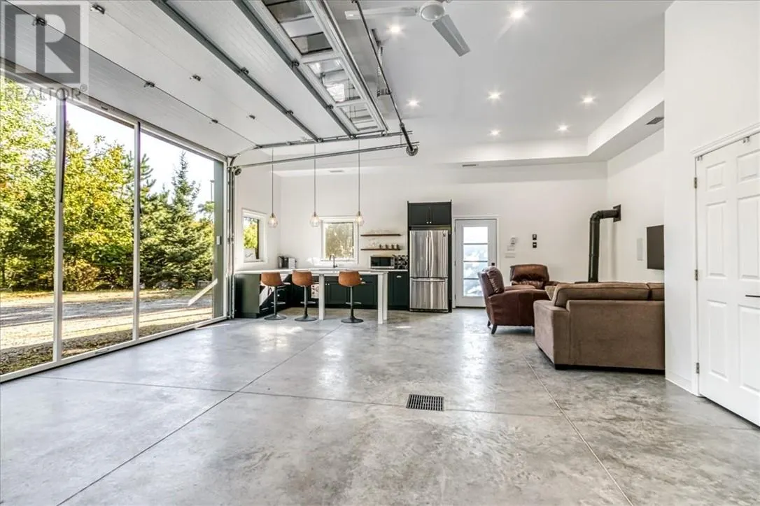 5 Janice Drive